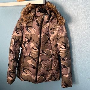 North Face 550 Puffer Jacket